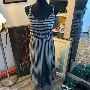 Caution To The Wind Black and White Pattern Maxi Dress Size Medium